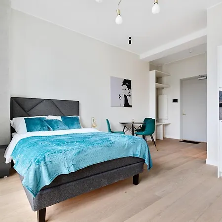 Hilltop - Noblessner District Apartamento *