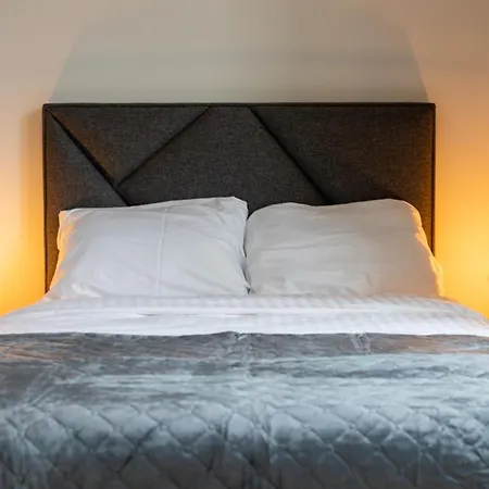 Hilltop - Noblessner District Apartamento Tallin